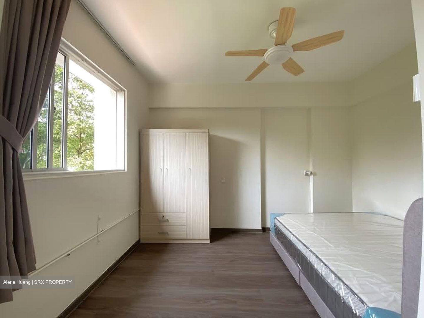 Lakeview Estate (D20), Apartment #580192901